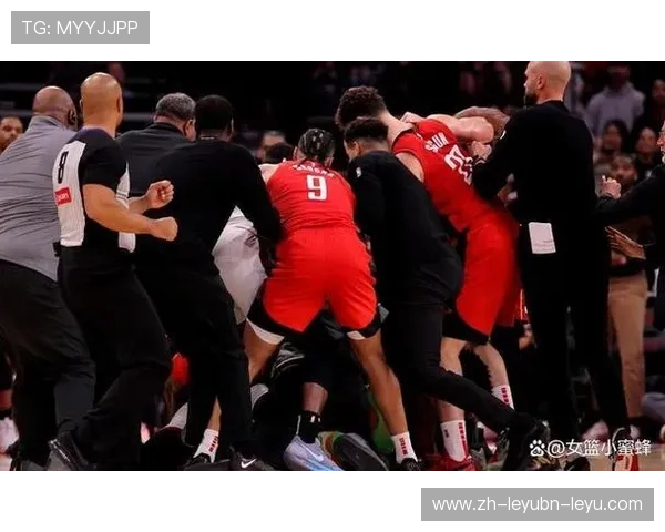 火箭队对迈阿密热火队直播实况及比赛亮点总结